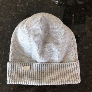 Women’s The North Face knit hat